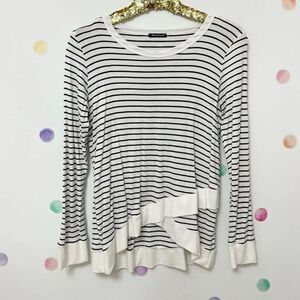 Pink Clover Boutique top